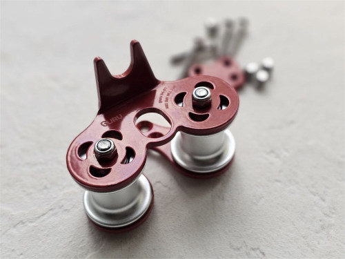  Ролик GURU Treck V2 для навесной переправы красный в Иркутске  