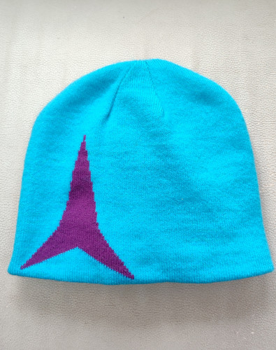 Шапка Atomic AMT REVERSIBLE в Иркутске