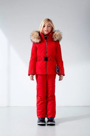 Куртка горнолыжная Poivre Blanc с иск.мехом W21-1003-JRGL/A красный в Иркутске