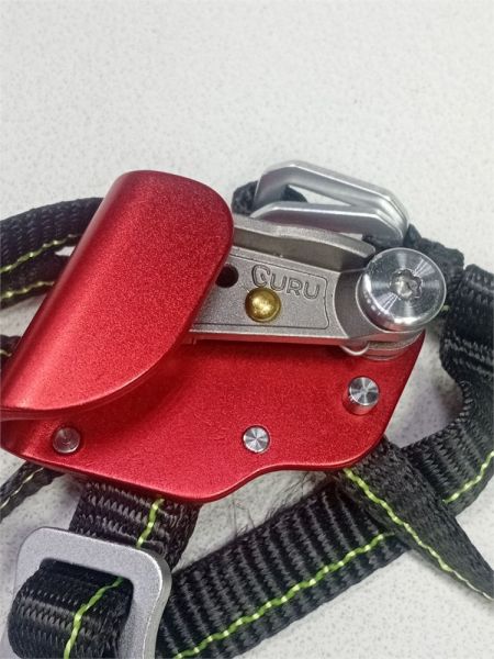  Зажим ножной Guru Glide right в Иркутске  
